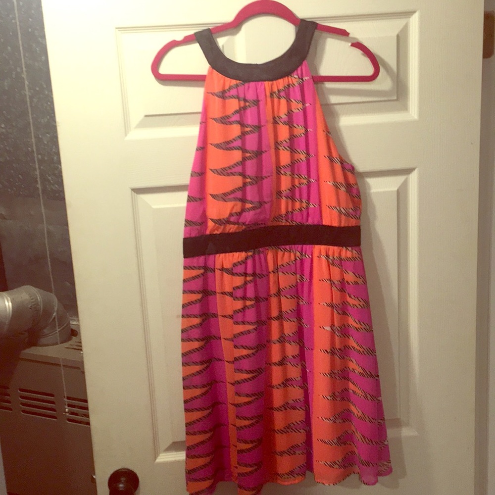 Flirty dress for the girl who loves to stand out!